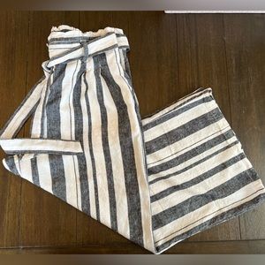 WHO WHAT WEAR high waisted linen blend wide leg pants Gray and white Size 14
